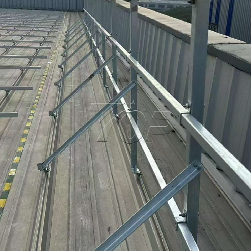 roof guardrail system