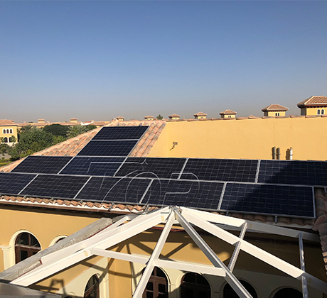 Sistema de montaje solar de techo de tejas de 6KW en Dubai